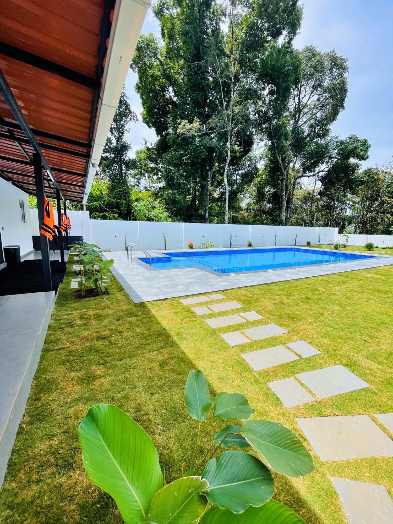 The Windy Mist Resort Munnar Chinnakanal Esterno foto